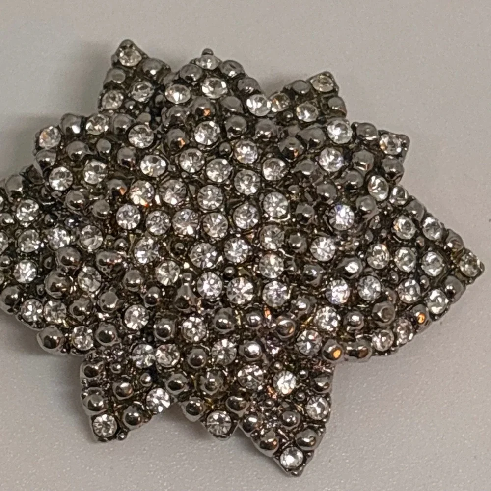 Sparkling Starburst Brooch Rhinestone Crystal Vintage Style‎ Statement Pin